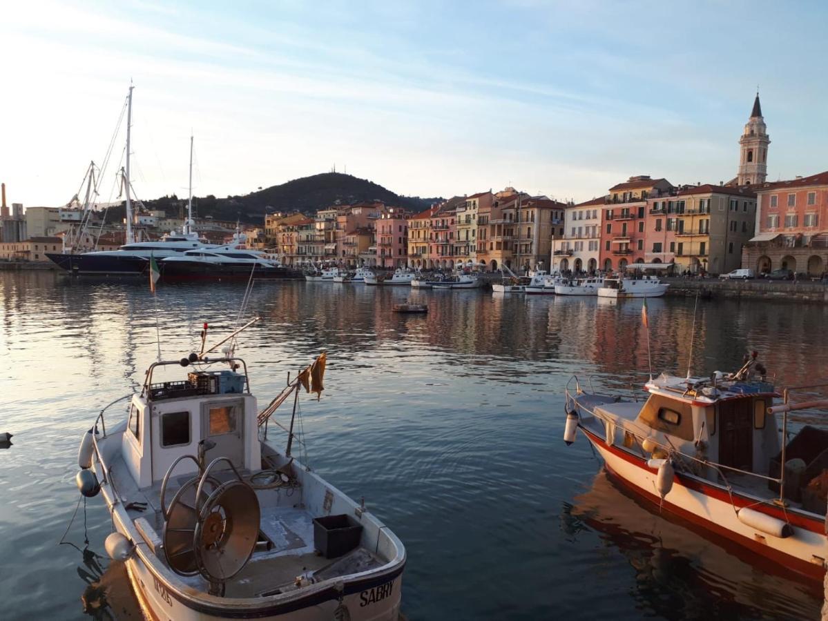 B&B Note Di Mare อิมเปรีอา ภายนอก รูปภาพ